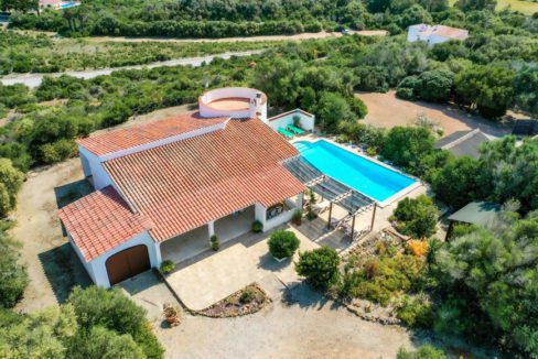 detached-property-with-pool-in-salbufera-es-grau