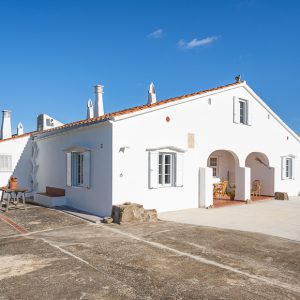 fantastic-country-house-on-the-outskirts-of-mahon